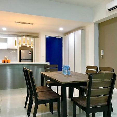 68sqm 2 bedroom, 1 private bathroom Apartament in Districtul Central de Afaceri Kota Kinabalu Exterior foto